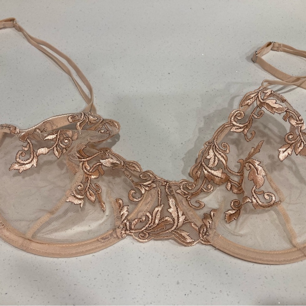 Beautiful European bra!